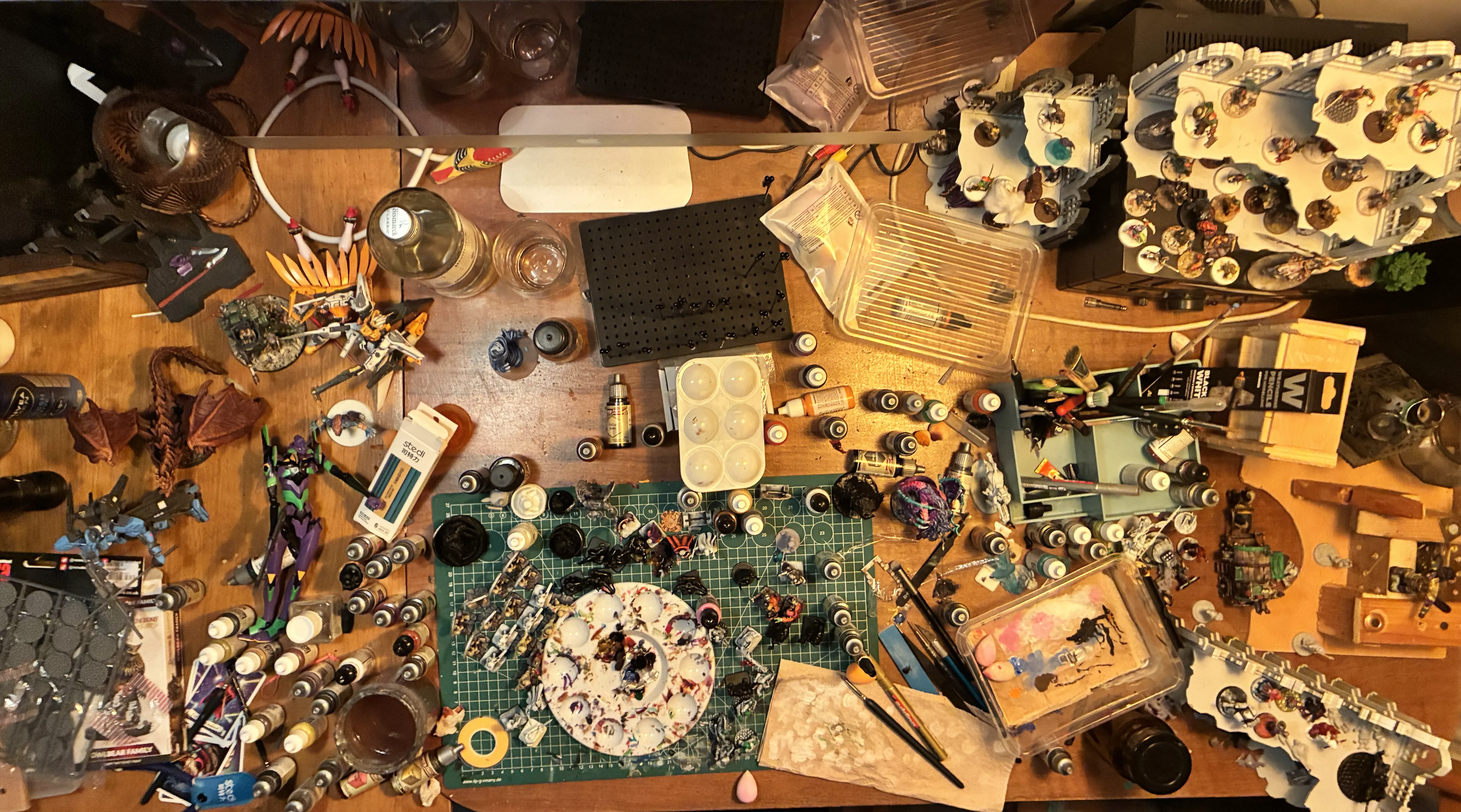 Top-Down Karte des Arbeitstischs
